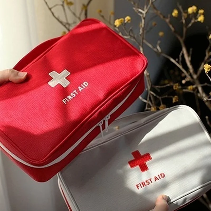 Empty Large First Aid Kits Por - Car Accessories For Elderly ulasan dan harga